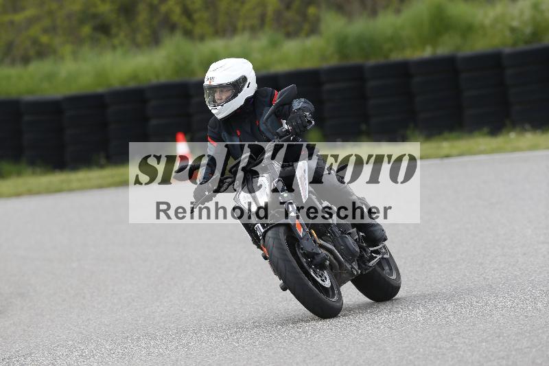 Archiv-2025/09 22.04.2025 Cornu Master School ADR/gruen-vert/244